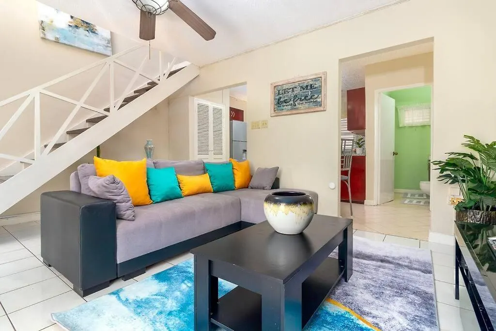 Vacay With Tiffany Apartment Kingston Jamaica