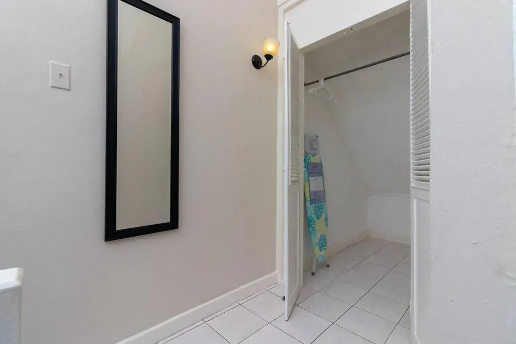 Vacay With Tiffany Apartment Kingston 0*,  Jamaica